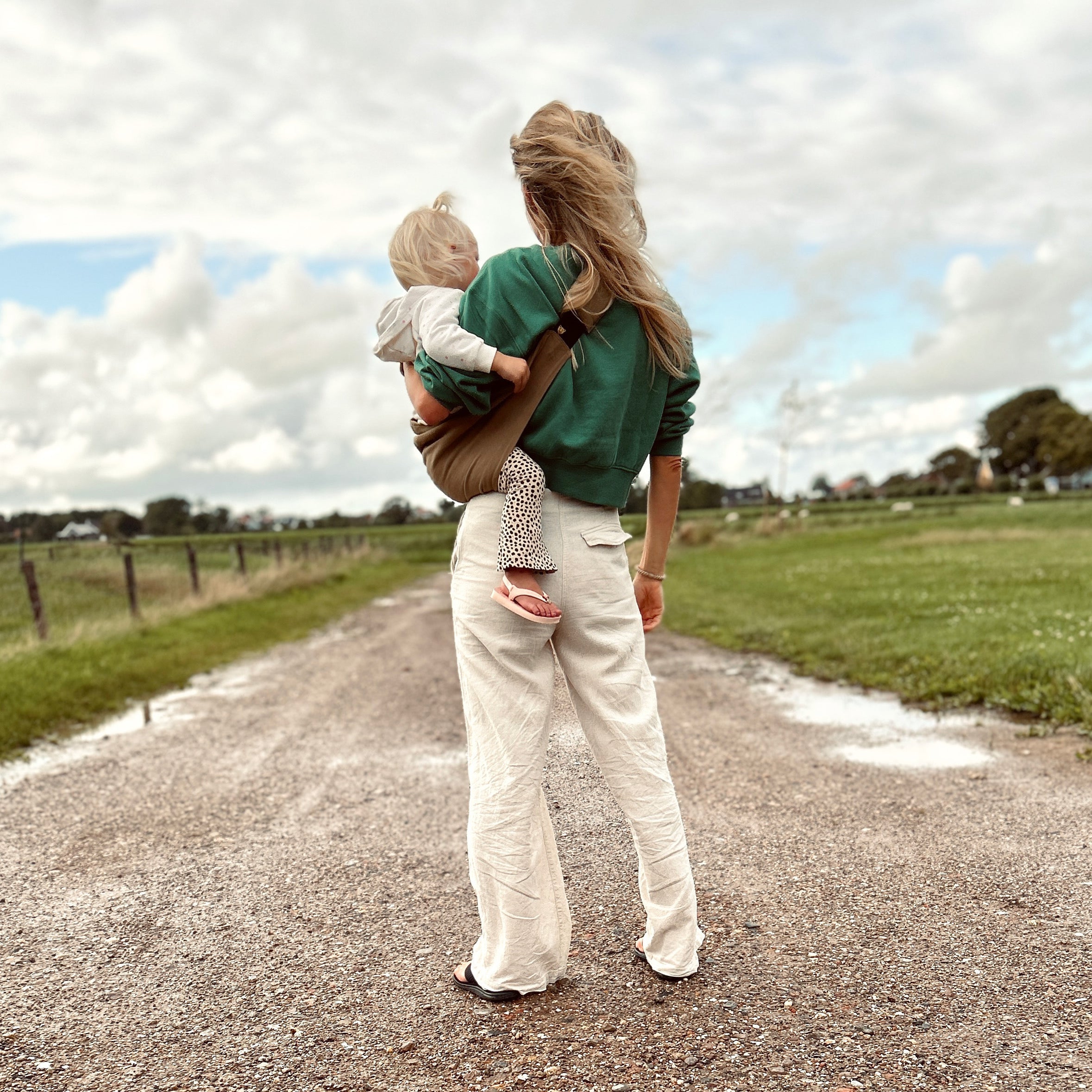 Toddler Carrier Camel Linen