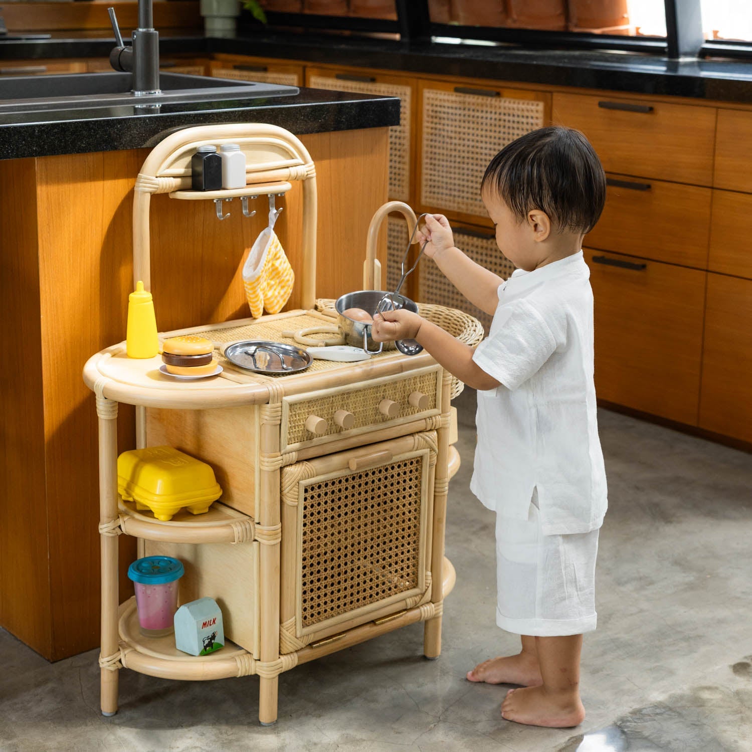 Dreamer Play Kitchen