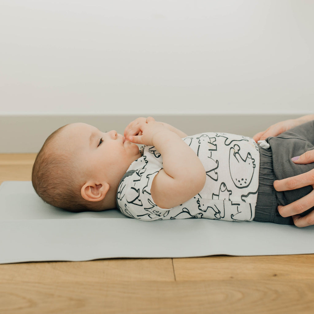 Vegan Leather Changing Mat, Wispy Cream