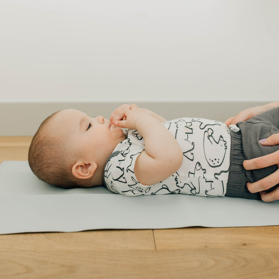 Vegan Leather Changing Mat, Wispy Cream